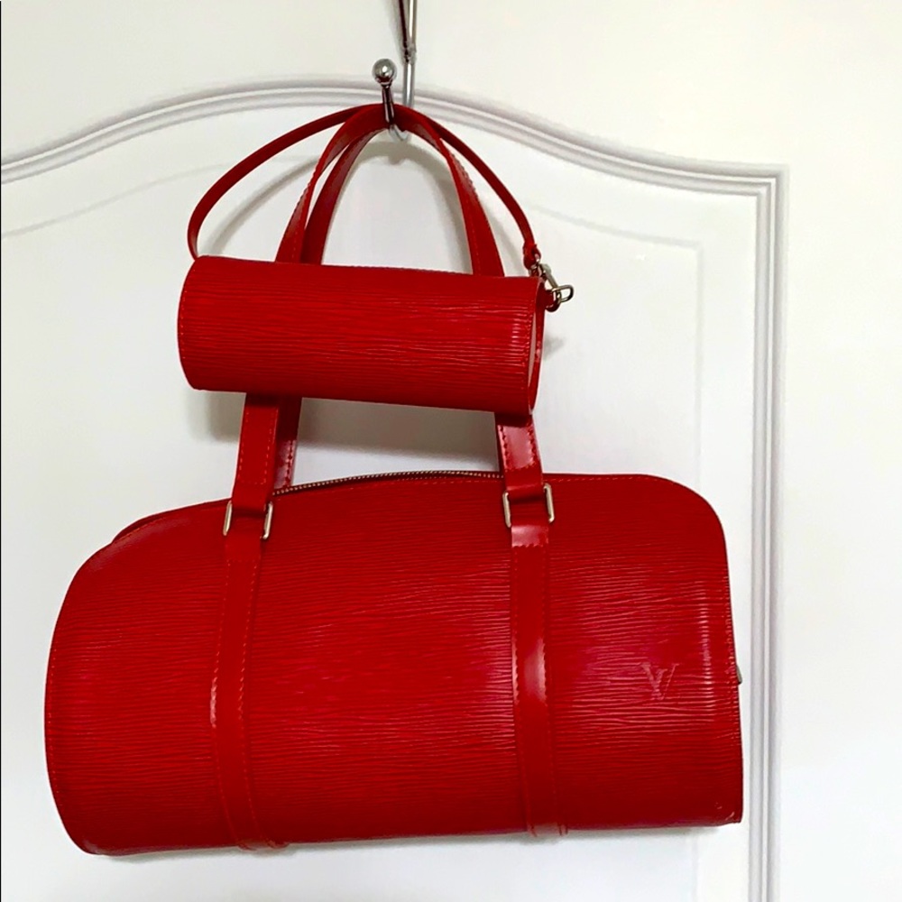 Louis Vuitton Purse - Picture 1 of 4